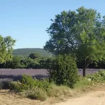Le Rocher De Sampzon