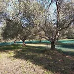 Le Rocher De 3* Sampzon