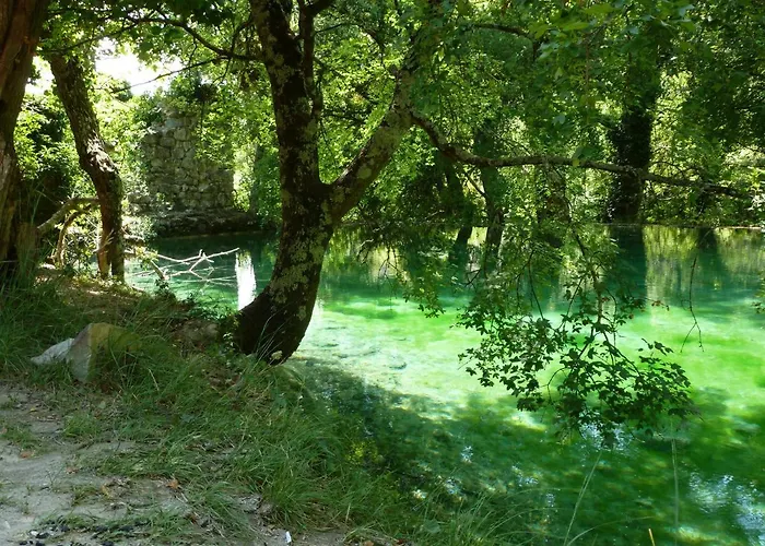 Oda ve Kahvaltı Le Rocher De Sampzon