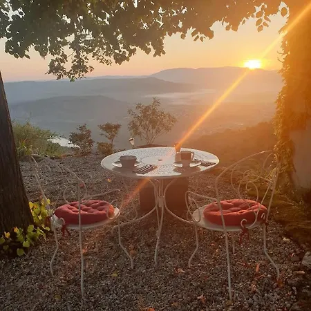 Le Rocher De 3* Sampzon