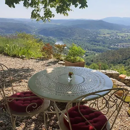 Le Rocher De 3* Sampzon