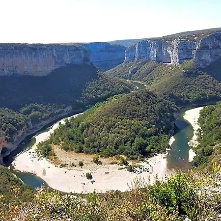 Le Rocher De